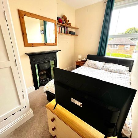 Anita'S Home In Kidderminster Bagian luar foto