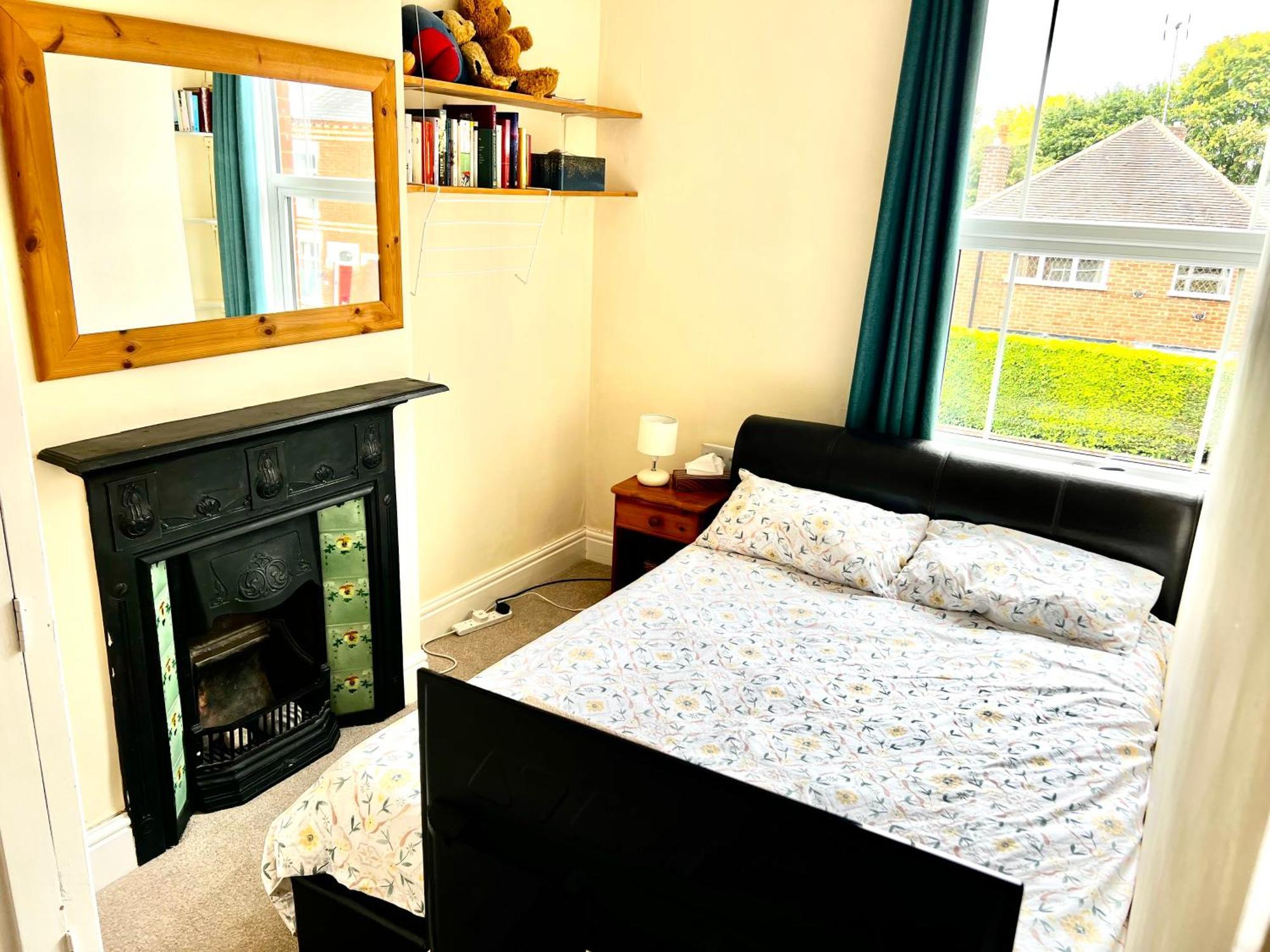 Anita'S Home In Kidderminster Bagian luar foto